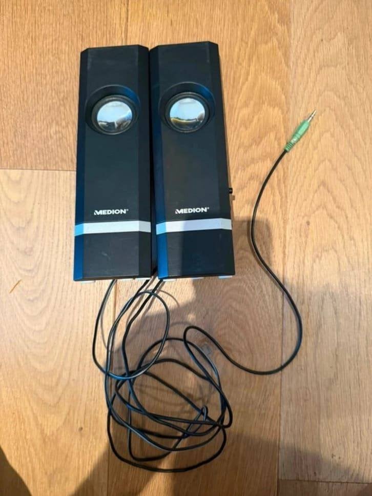 Medion pc-speakers stereo 2.0 jack 3,5 mm met voeding, Computers en Software, Ophalen of Verzenden, Zo goed als nieuw, Audiokanaal 2
