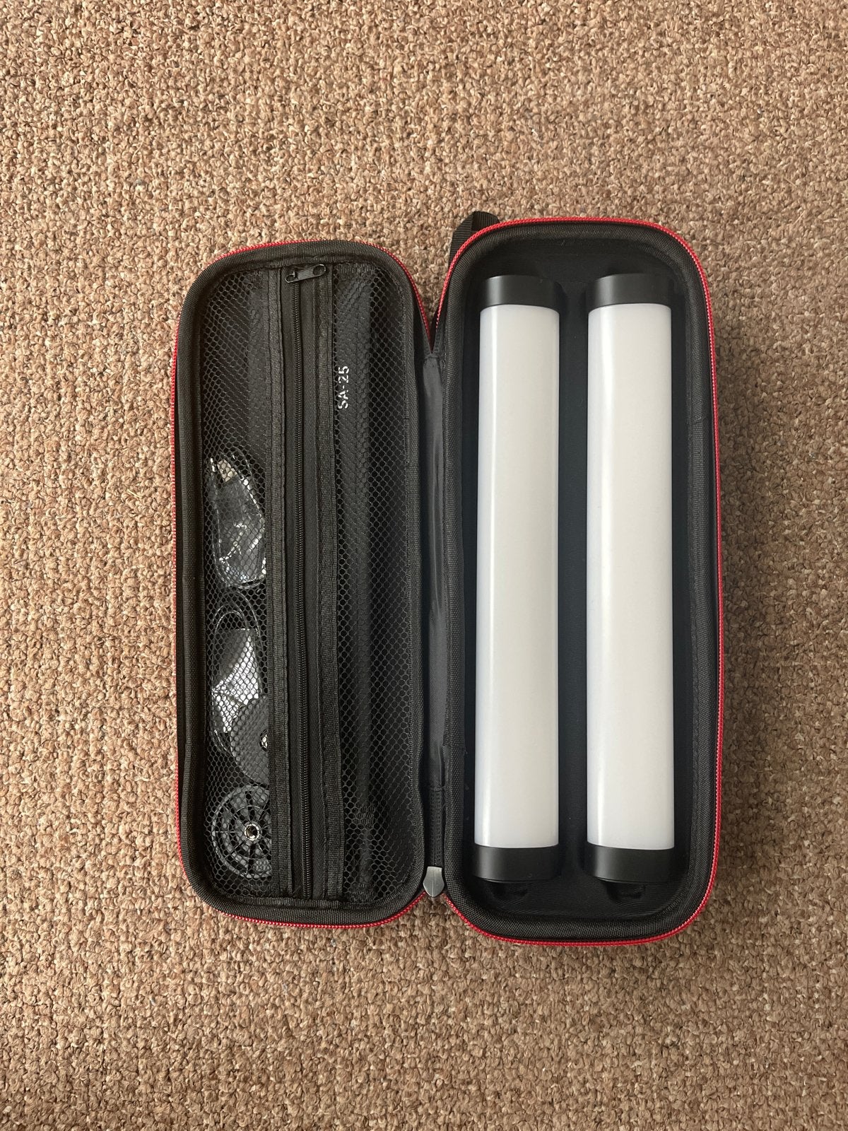 Ambitful P9 RGB LED Videolampen (2 stuks) met tas, Ophalen of Verzenden, Zo goed als nieuw, Fotografie algemeen