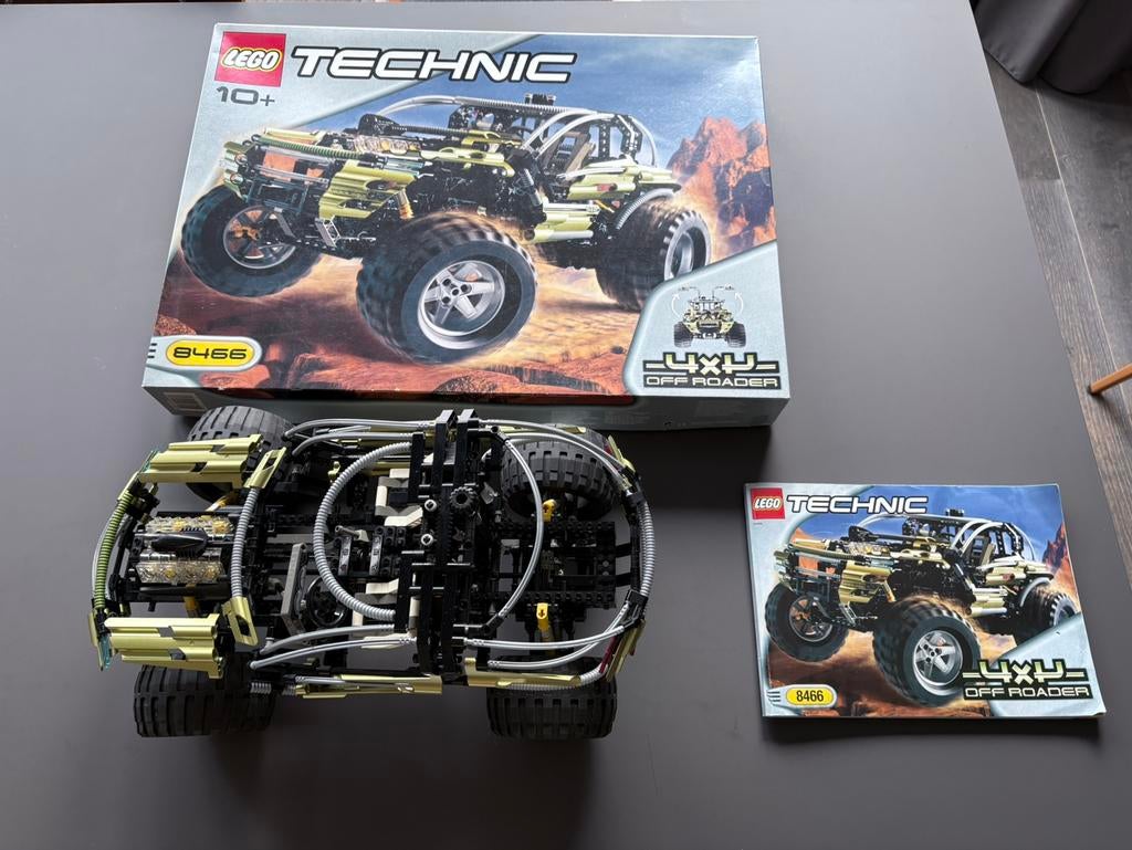 Lego Technic 8466 Extreme Off Roader, met doos en boekje, Ophalen of Verzenden, Zo goed als nieuw