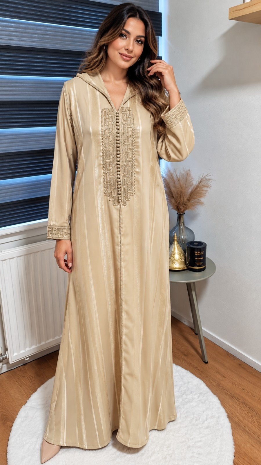 Beige djellaba met borduursel, Maat 38/40 (M), Beige, Nieuw, Ophalen of Verzenden
