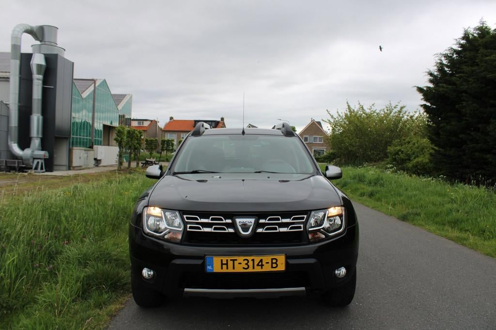 Dacia Duster 1.2 TCe 4x2 Lauréate, Auto's, Dacia, Voorwielaandrijving, 125 pk, Gebruikt, Euro 6