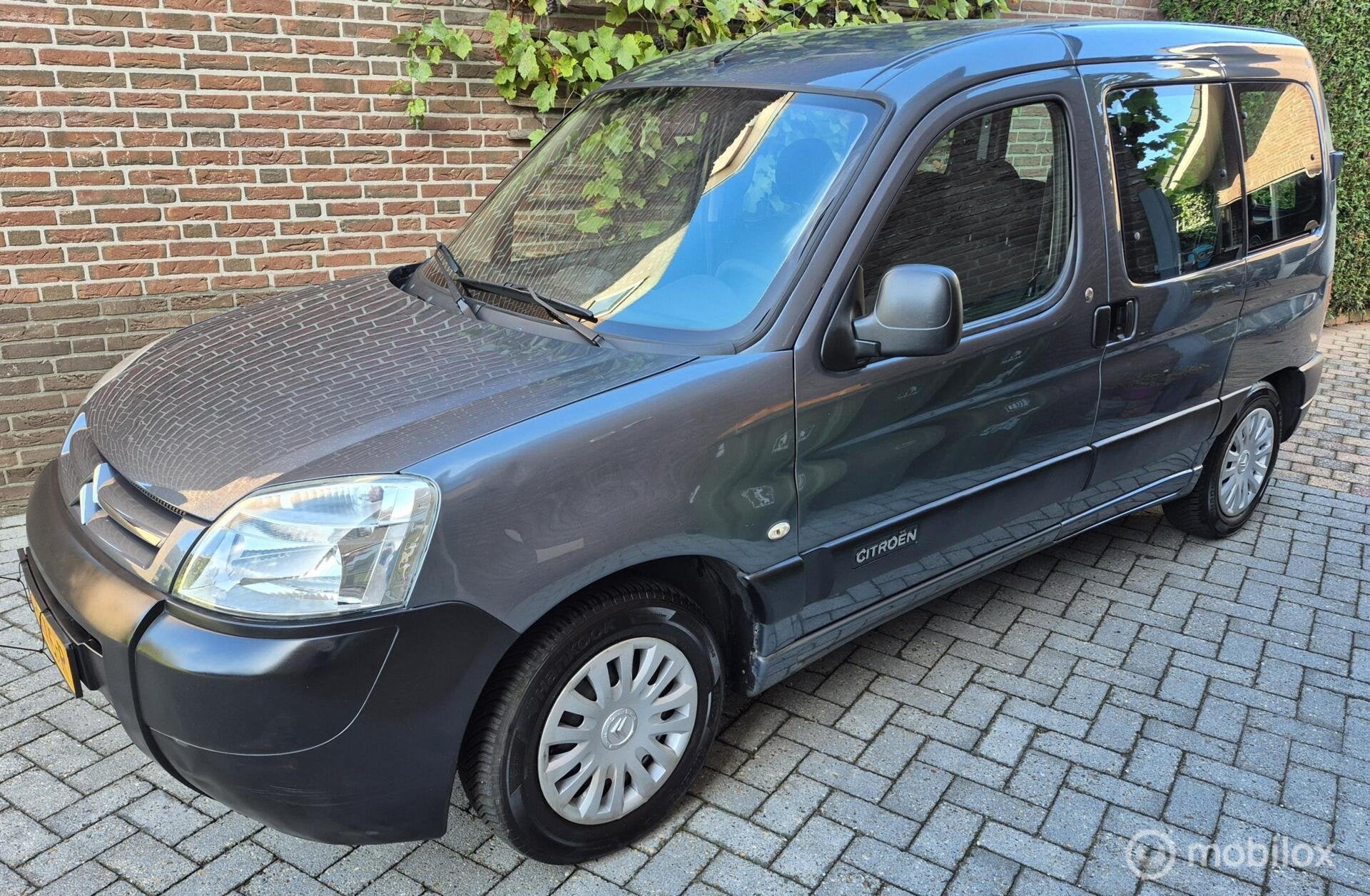 Citroen Berlingo combi 1.4i Cinqspace 2010 Airco!/APK 9-9-27, Voorwielaandrijving, 14 km/l, Handgeschakeld, 75 pk
