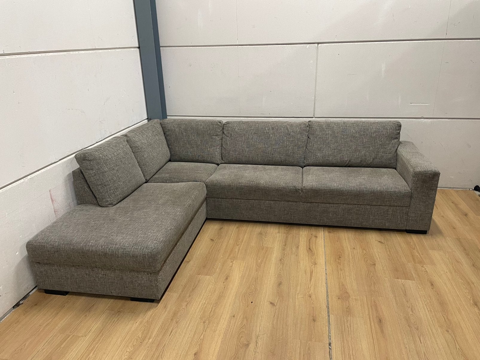 Mooie luxe grijze hoekbank - GEREINIGD!!!, Ophalen, 250 tot 300 cm, Luxe, Hoekbank