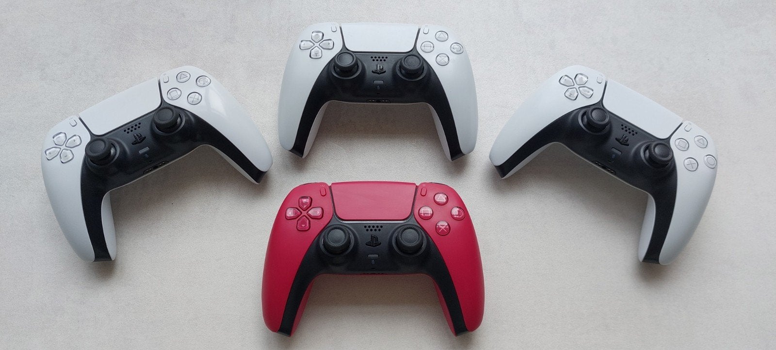 Ps5 Dualsense controllers met Ginfull ds13 TMR sticks., Spelcomputers en Games, Spelcomputers | Sony PlayStation 5, Ophalen, Zo goed als nieuw