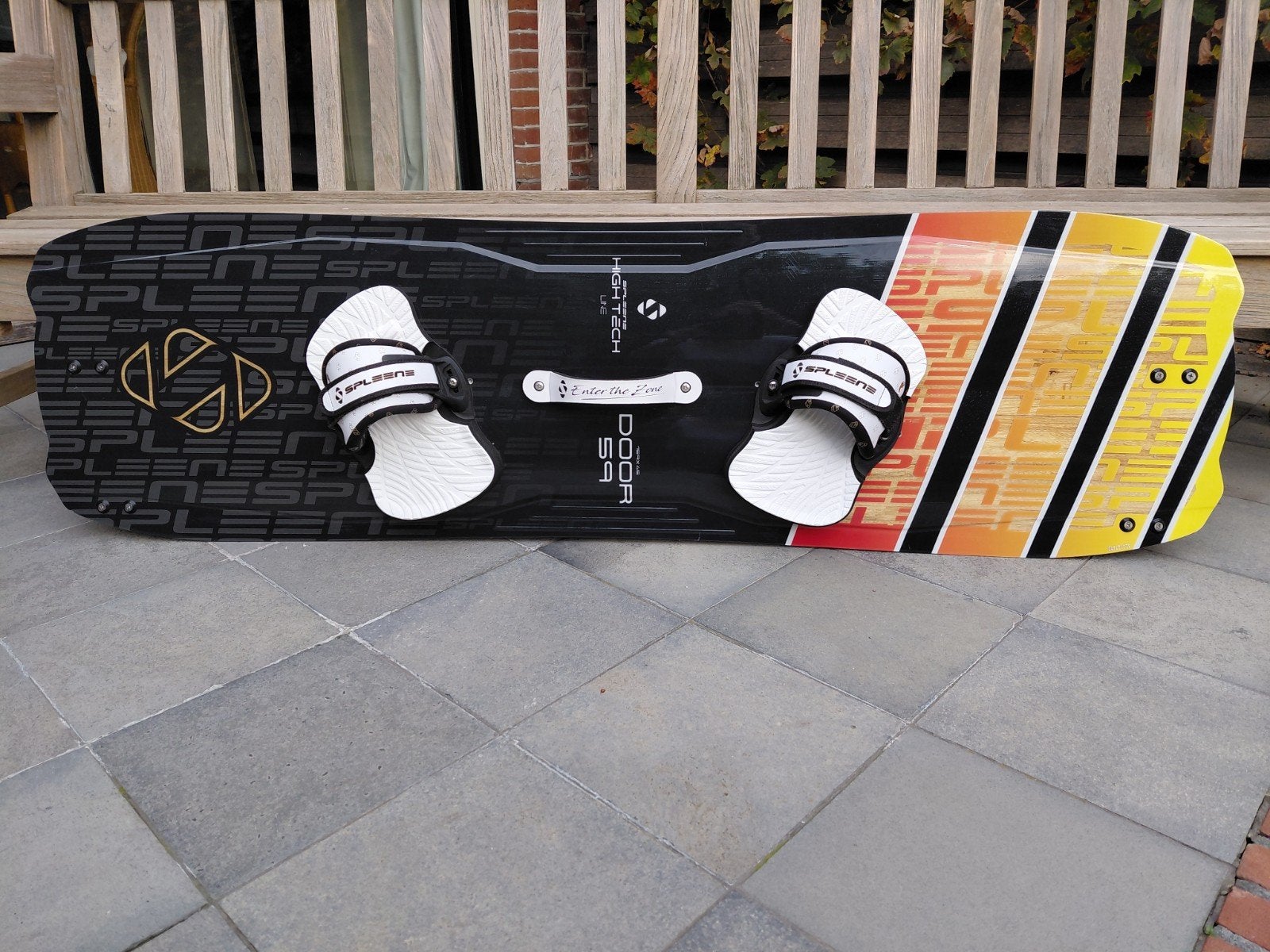 Spleene Door 59 High Tech Line Kiteboard (159x45), Ophalen, Gebruikt, Twintip, Kiteboard