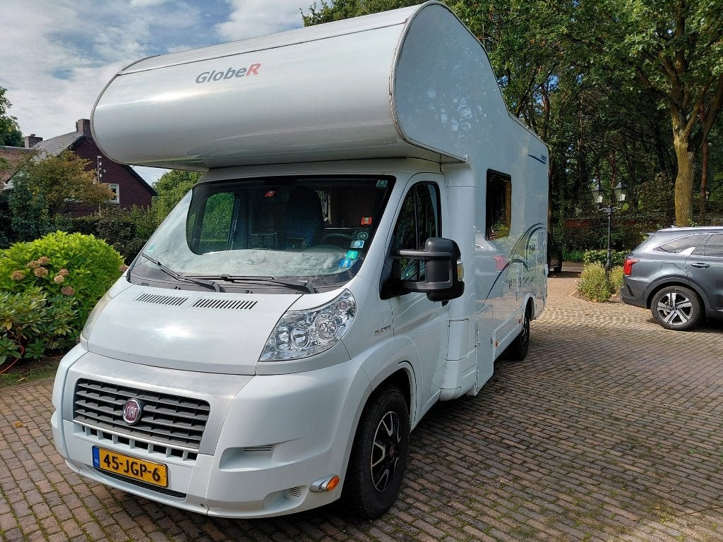 Complete Fiat Dethleffs Glober 5-pers. 2x airco, XL garage, Chemisch toilet, Standaard zit, Alkoof, Ringverwarming
