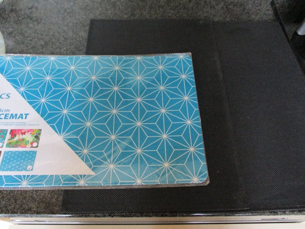 6 placemets nieuw blauw en zwart 2 van stof, Huis en Inrichting, Ophalen of Verzenden, Nieuw, Blauw, Placemat