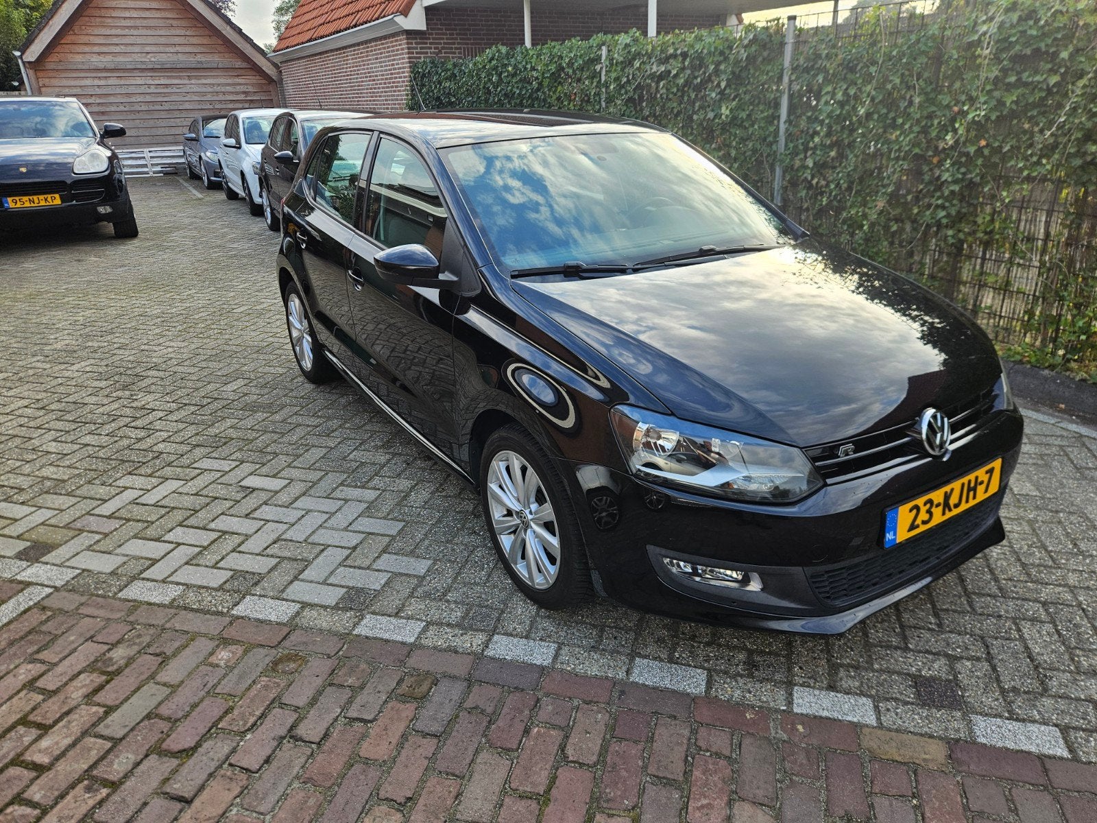 Volkswagen Polo 1.4 16V veel vernieuwd!! distributieset etc!, Auto's, Voorwielaandrijving, 970 kg, 40 €/maand, 4 cilinders