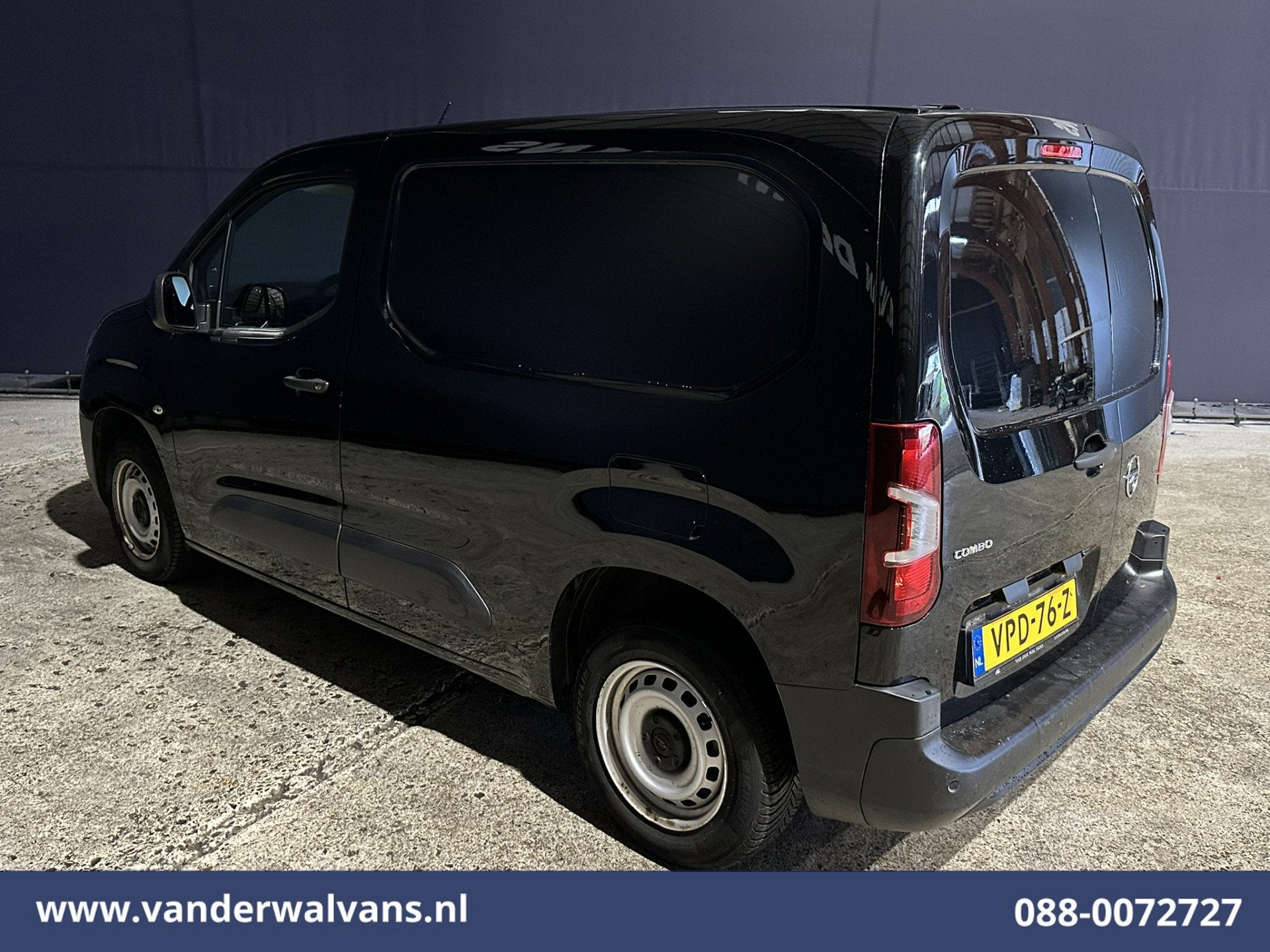 Opel Combo 1.5D 102pk L1H1 Euro6 Airco | Camera | Navigatie, Auto's, Voorwielaandrijving, Dealer onderhouden, Stof, Gebruikt