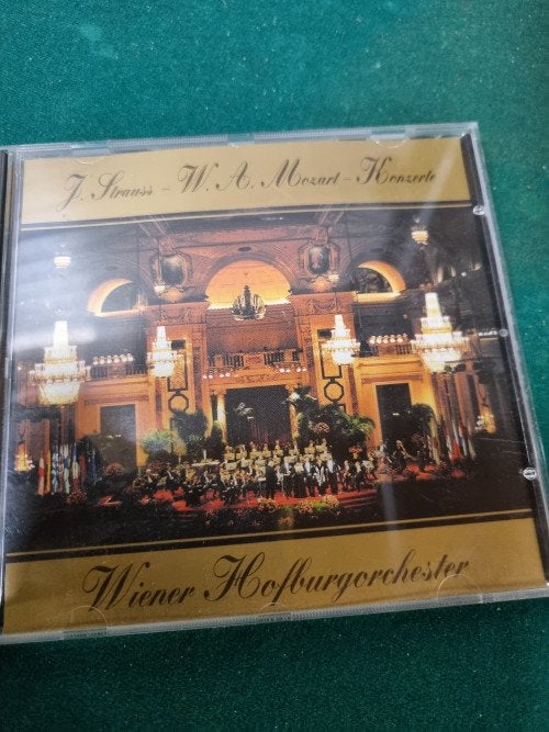cd j strauss en mozart, Ophalen of Verzenden