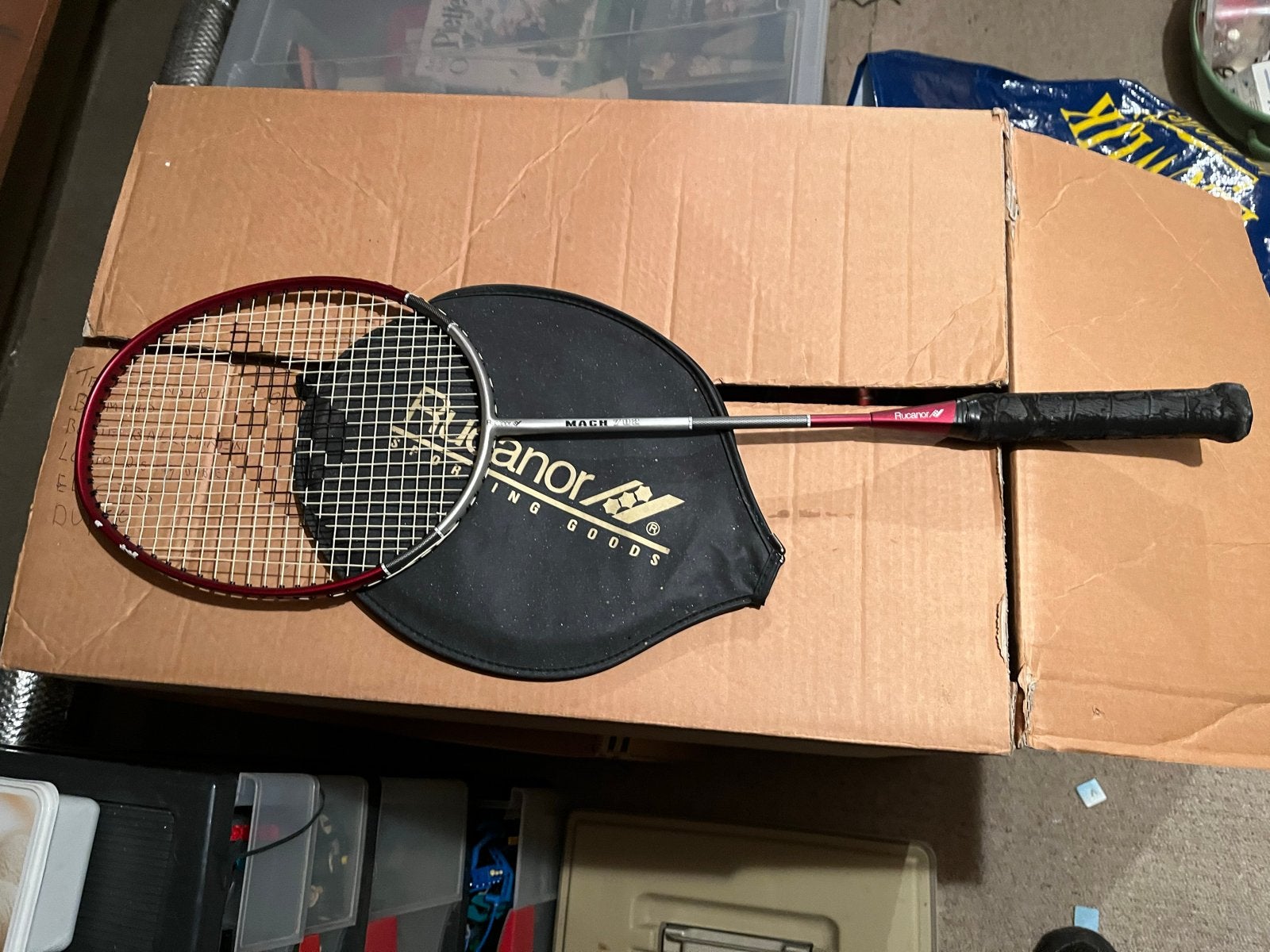 Rucanor Mach 800 Badmintonracket met hoes, Ophalen, Zo goed als nieuw, Racket(s)