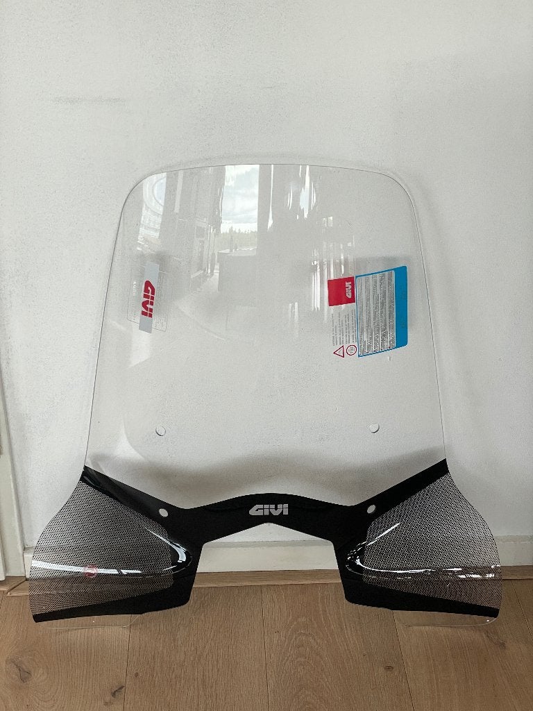 GIVI-windscherm 7067A zonder montageset, Fietsen en Brommers, Ophalen, Nieuw, Overige typen, SYM
