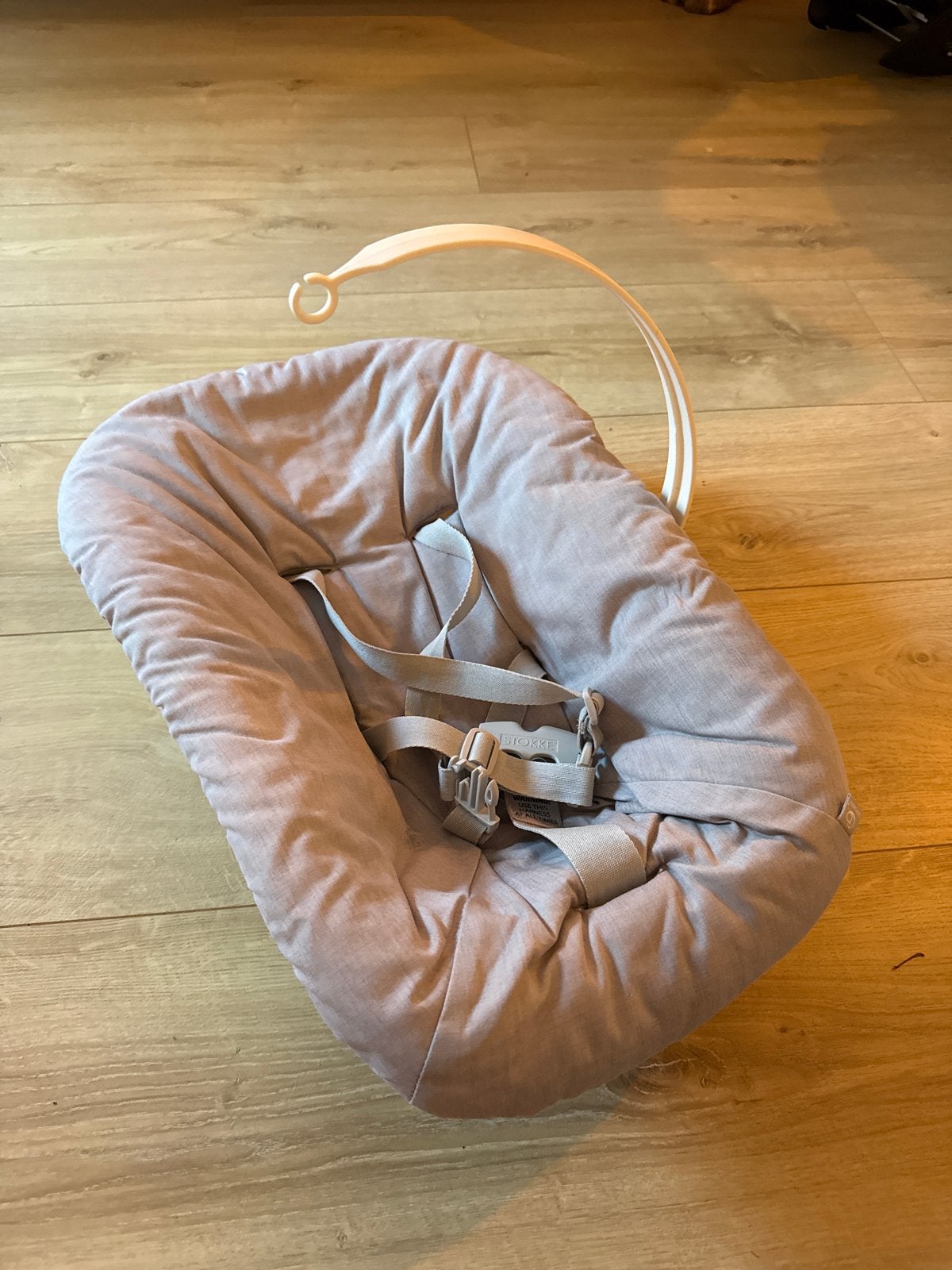 Stokke Tripp Trapp Newborn Set met speelboog, Ophalen, Zo goed als nieuw