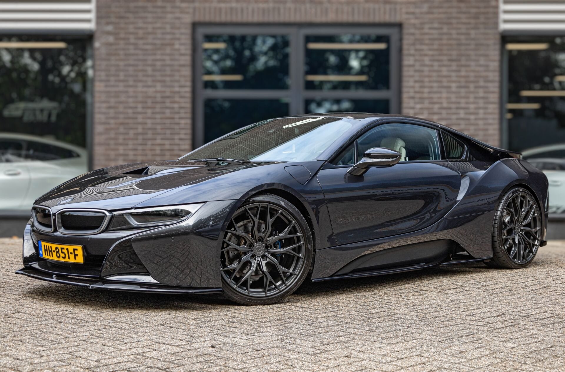 BMW i8 I12 / NAP / Head-Up / HK / SOH 99% / Keyless, Auto's, Automaat, Automatische klimaatregeling, 48 km/l, Met garantie (alle)