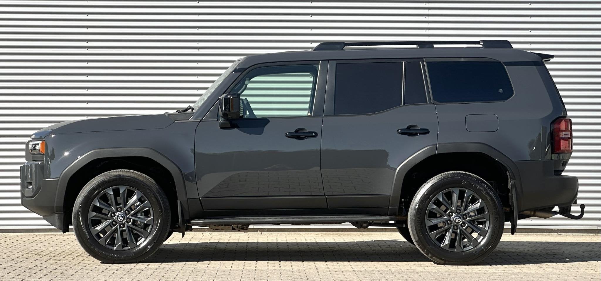 Toyota Land Cruiser 2.8 D-4D landcruiser Blind Van Professio, Automaat, Dealer onderhouden, Gebruikt, 4 cilinders