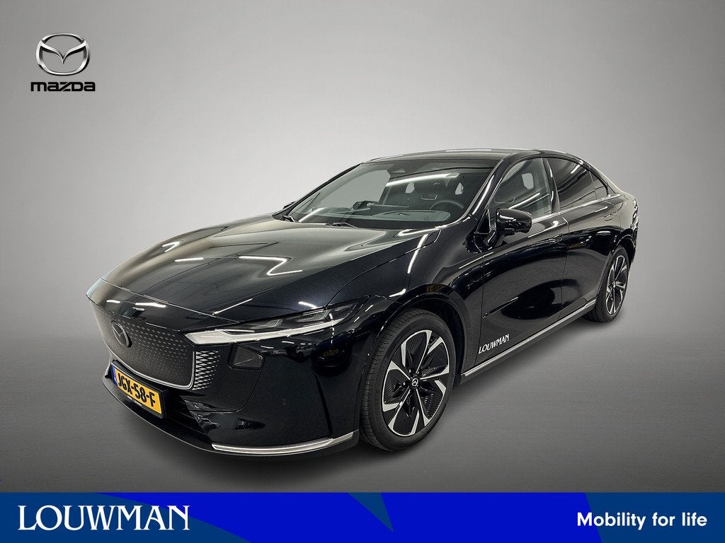 Mazda 6e Takumi 68.8 kWh Demo voordeel WLTP 479 km van 10% t, Auto's, Mazda, Automaat, 12 maanden, Zwart, 375 min