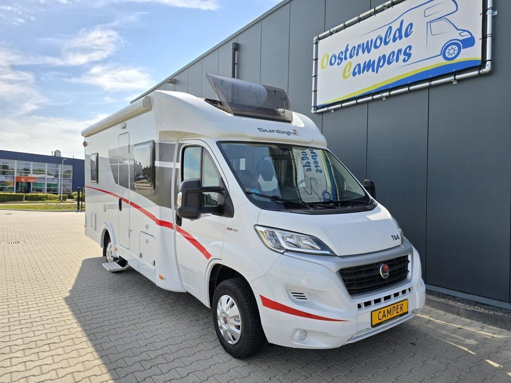 Sunlight T 64 Lengtebed Hefbed 4 persoons Veel Bergruimte, Sunlight, Ringverwarming, Fiat, Koelkast