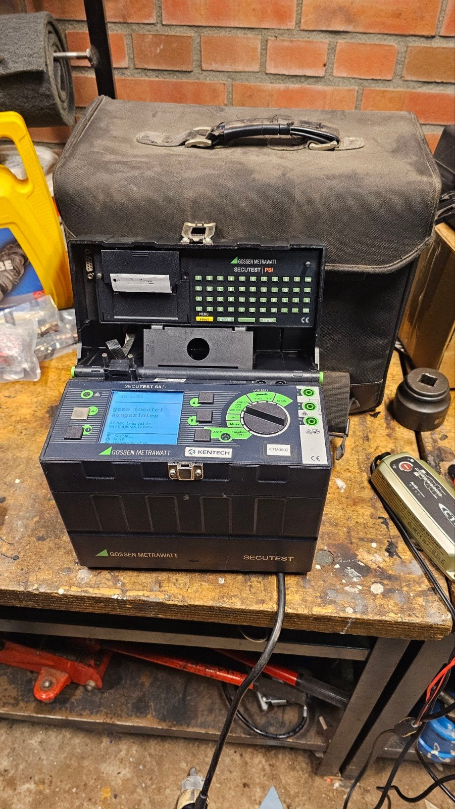 Gossen metrawatt secutest SII + met secutest psi, Doe-het-zelf en Verbouw, Ophalen of Verzenden, Gebruikt, Elektriciteit