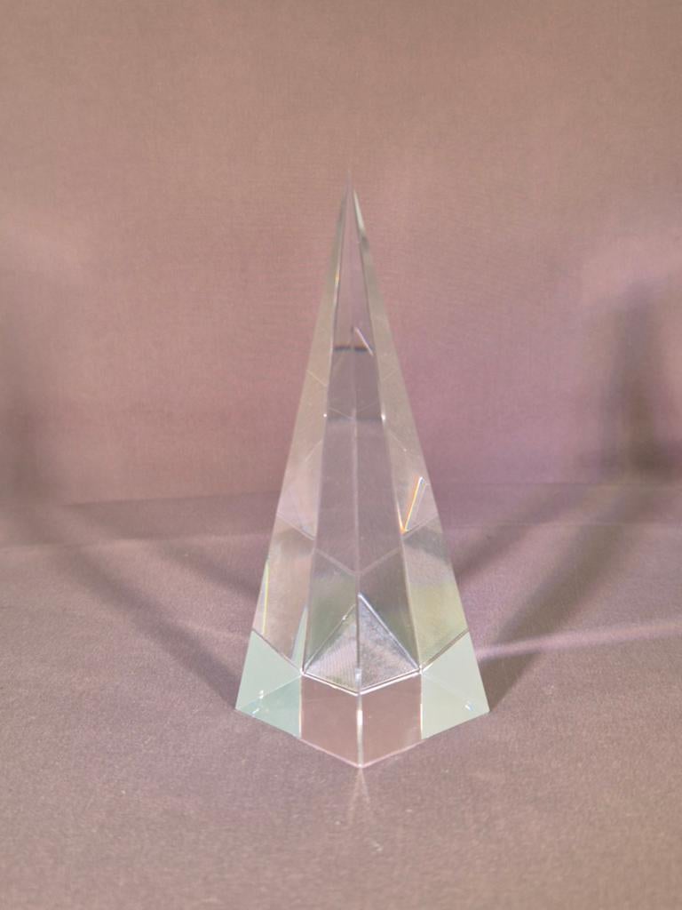 Decoratieve Kristallen Piramide - Elegant en Tijdloos, Antiek en Kunst, Antiek | Glas en Kristal, Ophalen of Verzenden