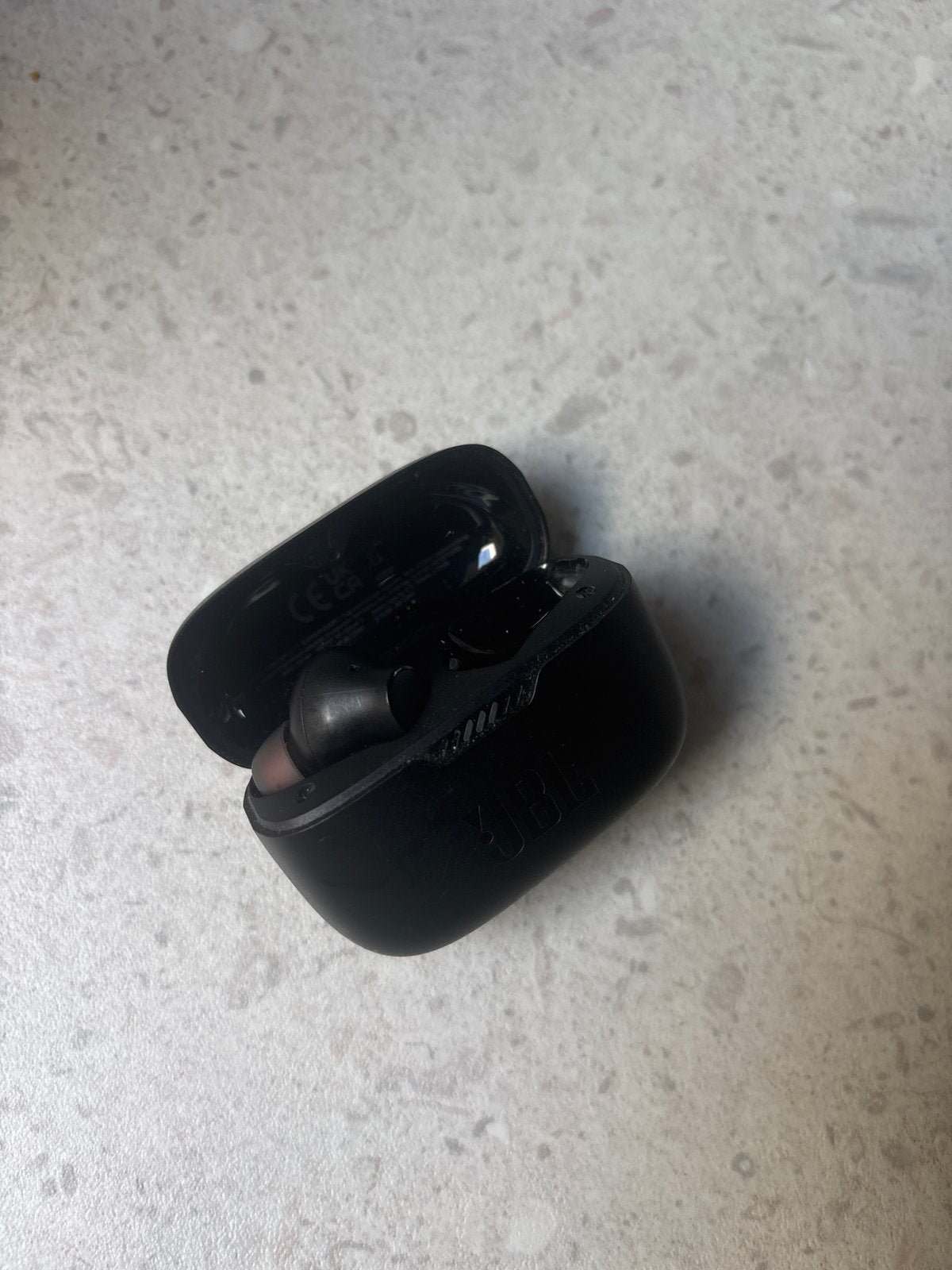 JBL oortje links - met oplaadcase, In-ear, Gebruikt, JBL, Bluetooth