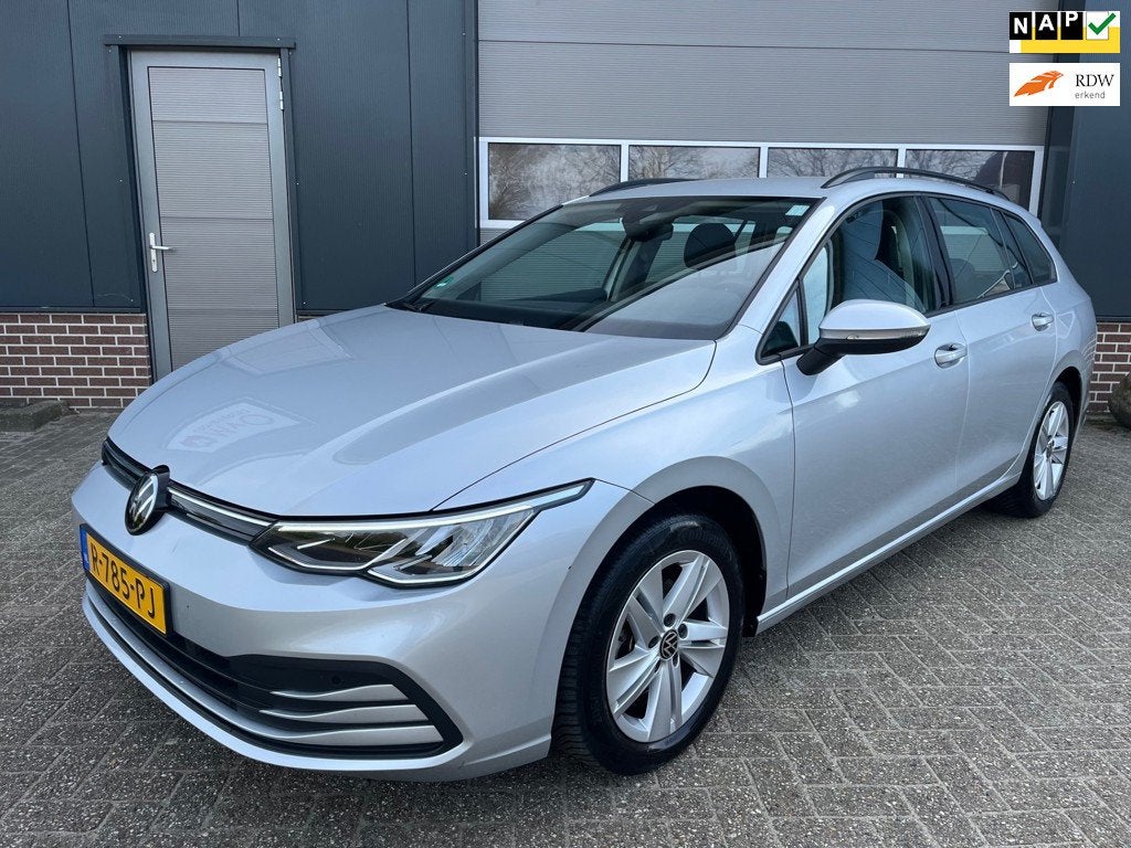 Volkswagen Golf Variant 1.0 TSI Life-Carplay-Adaptive-LM-NAP, Auto's, Gebruikt, Euro 6, Origineel Nederlands, 3 cilinders