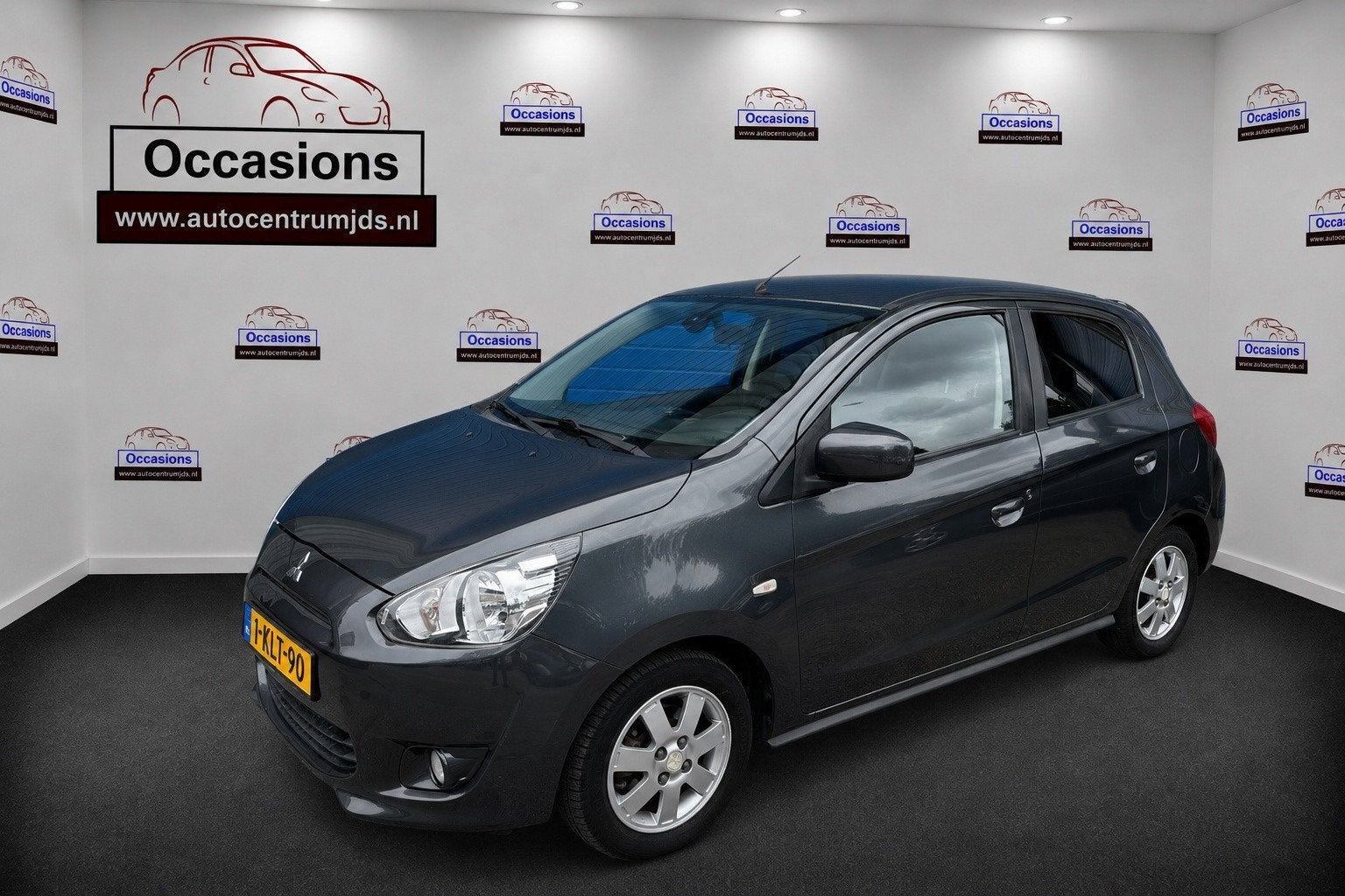 Mitsubishi Space Star 1.0 Intense, Voorwielaandrijving, Euro 5, Stof, Gebruikt
