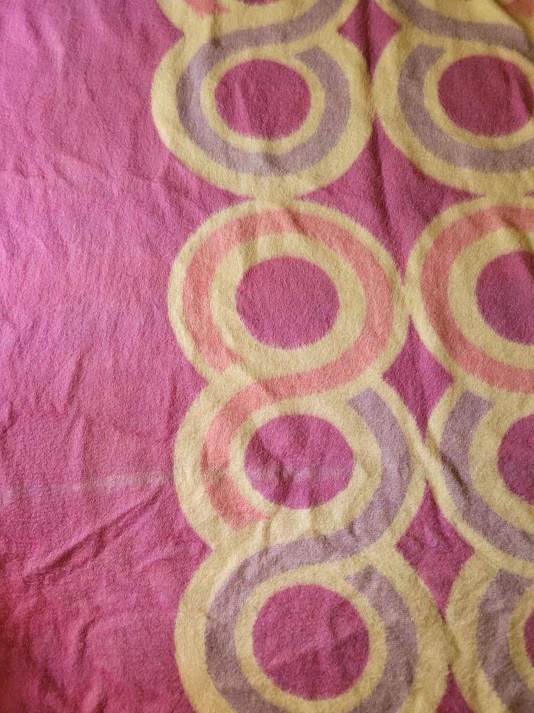 Vintage / Retro TETEM Wollen DEKEN / Sprei / Plaid Roze, Ophalen of Verzenden, Gebruikt
