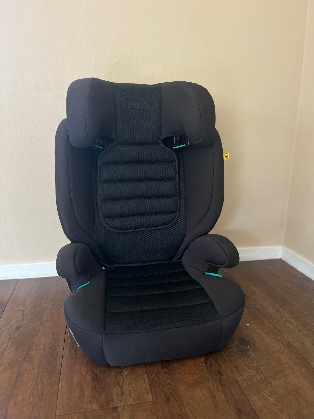 Autostoel Novi James Go I-Size Isofix Black/Mesh, 15 t/m 36 kg, Afneembare rugleuning, Zo goed als nieuw, Isofix
