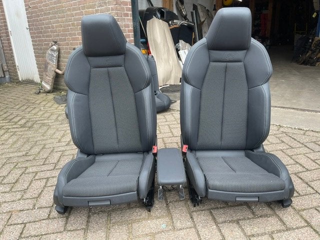 Interieur S-line Audi A3 Allstreet (8YJ) (2022-07/..), Auto-onderdelen, Interieur en Bekleding, Gebruikt, Auto-Union-Straße  1, Ingolstadt 85057, , Duitsland