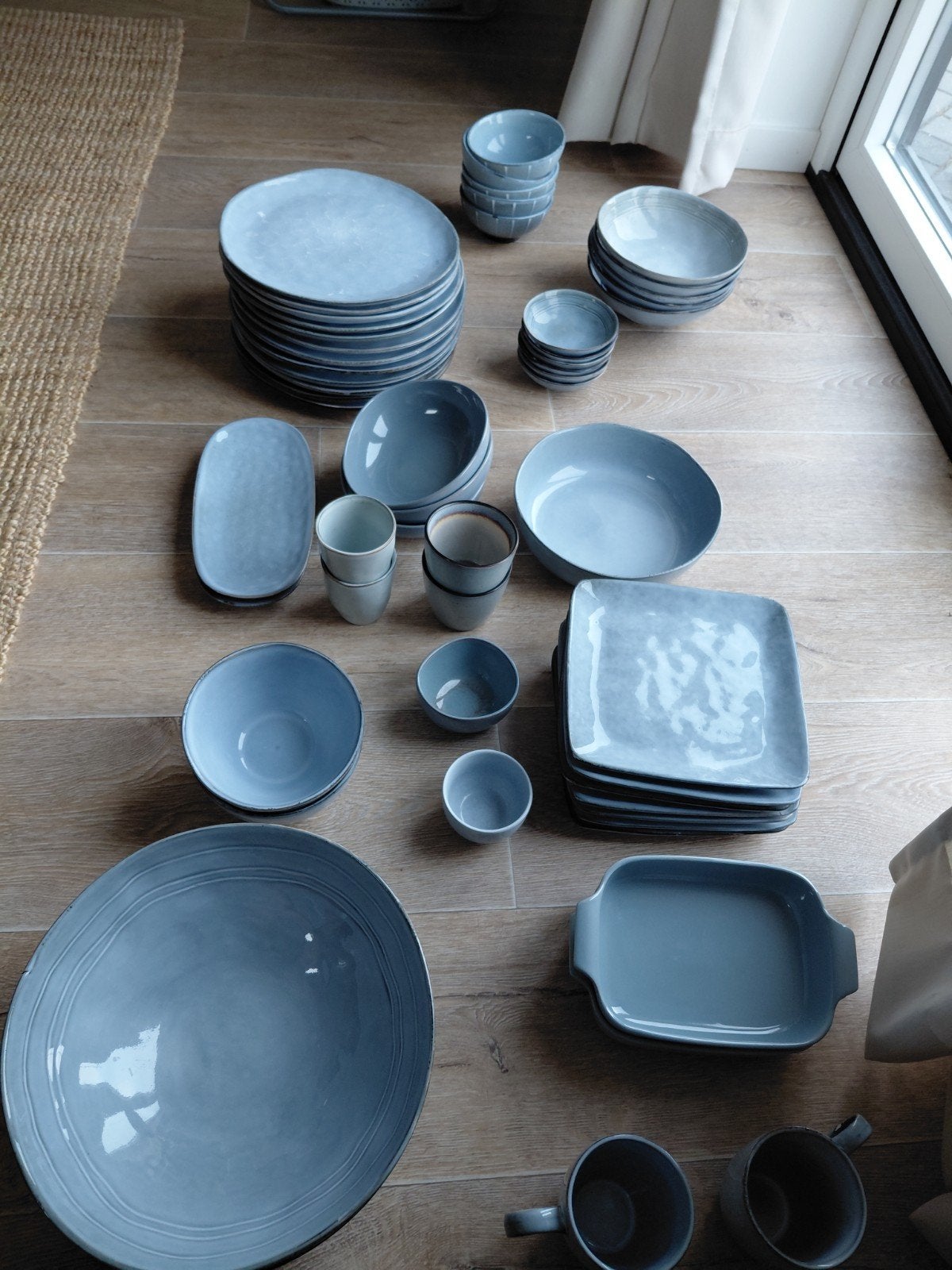 Compleet servies(set) zo goed als nieuw, Ophalen, Zo goed als nieuw, Overige stijlen, Bord(en)