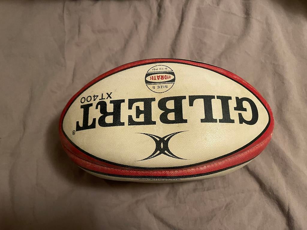 Vintage rugbybal GILBERT decoratie, Vintage, Gebruikt, Meerkleurig, Overige materialen