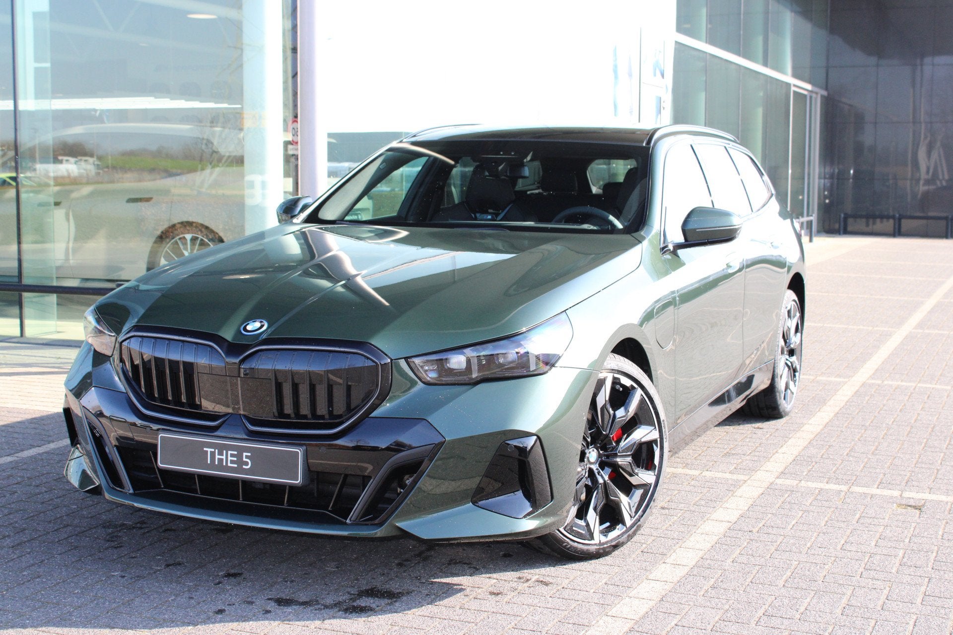 BMW 5 Serie Touring 530e M Sport Automaat / Panoramadak / Tr, 1998 cc, Achterwielaandrijving, 1800 kg, 4 cilinders