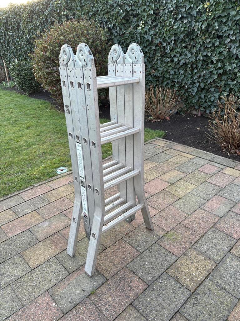 Altrex vouwladder 4x4 treden - 5,20 meter, Ophalen, Gebruikt, Opvouwbaar of Inschuifbaar, 4 meter of meer