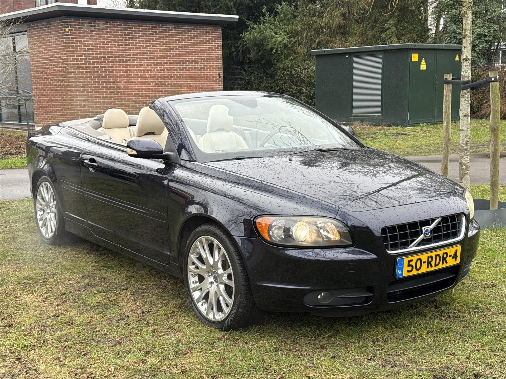 Volvo C70 2.4 T CABRIO, Auto's, Dealer onderhouden, C70, Gebruikt, Beige