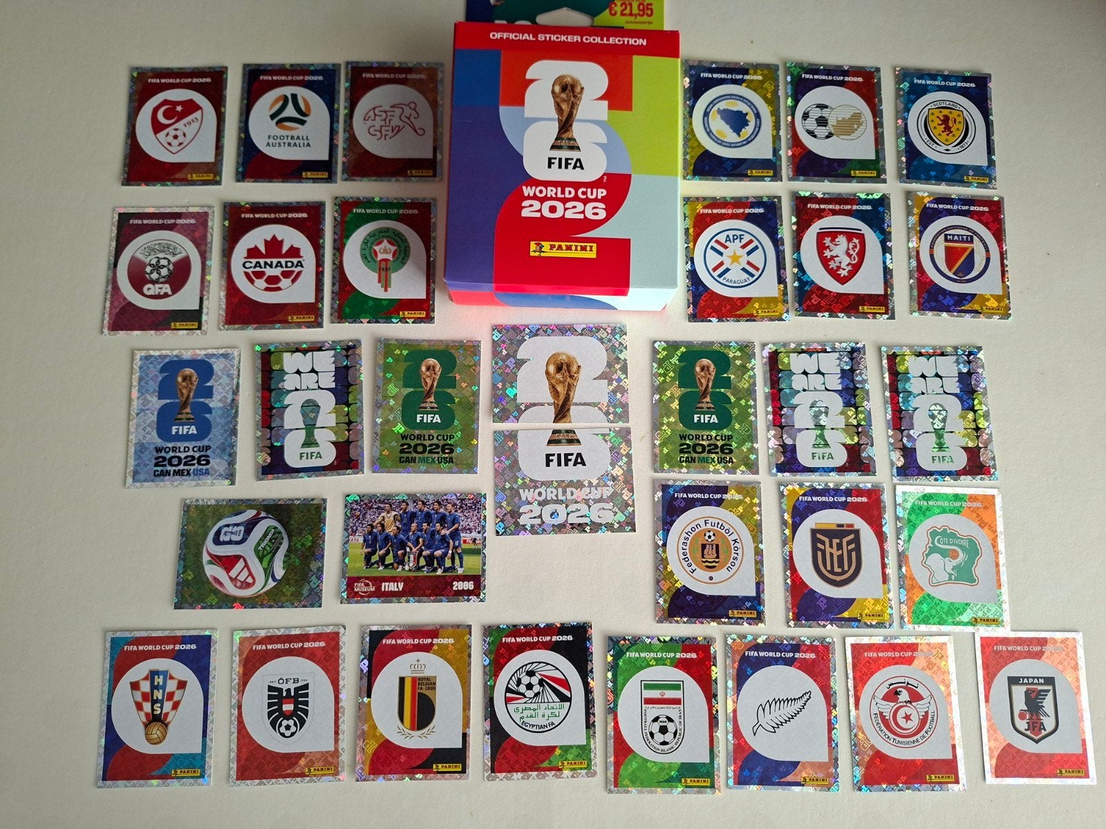 WK2026 panini. 0,30 P/S.  +- 900 dubbelen, stuur je lijstje, Verzamelen, Sportartikelen en Voetbal, Verzenden, Zo goed als nieuw