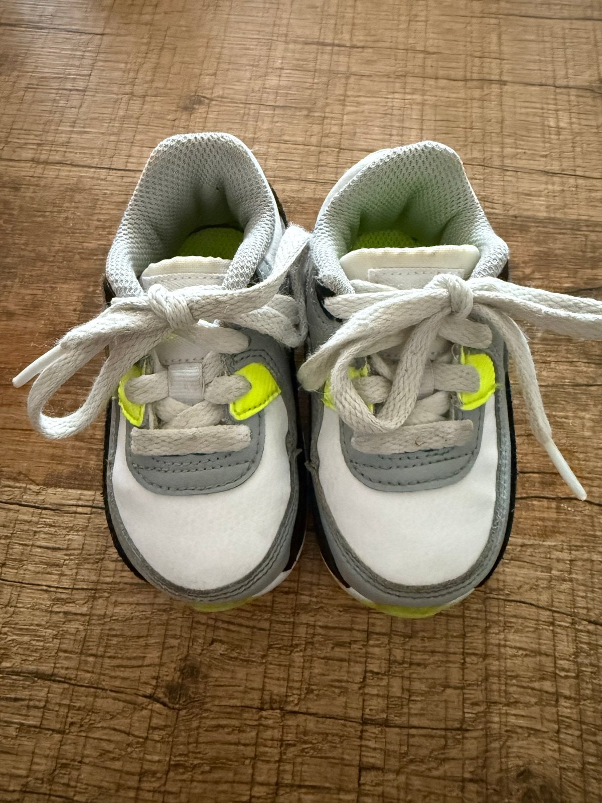 Nike Air Max sneakers maat 19,5, Ophalen of Verzenden, Gebruikt, Jongen of Meisje, Sportschoenen