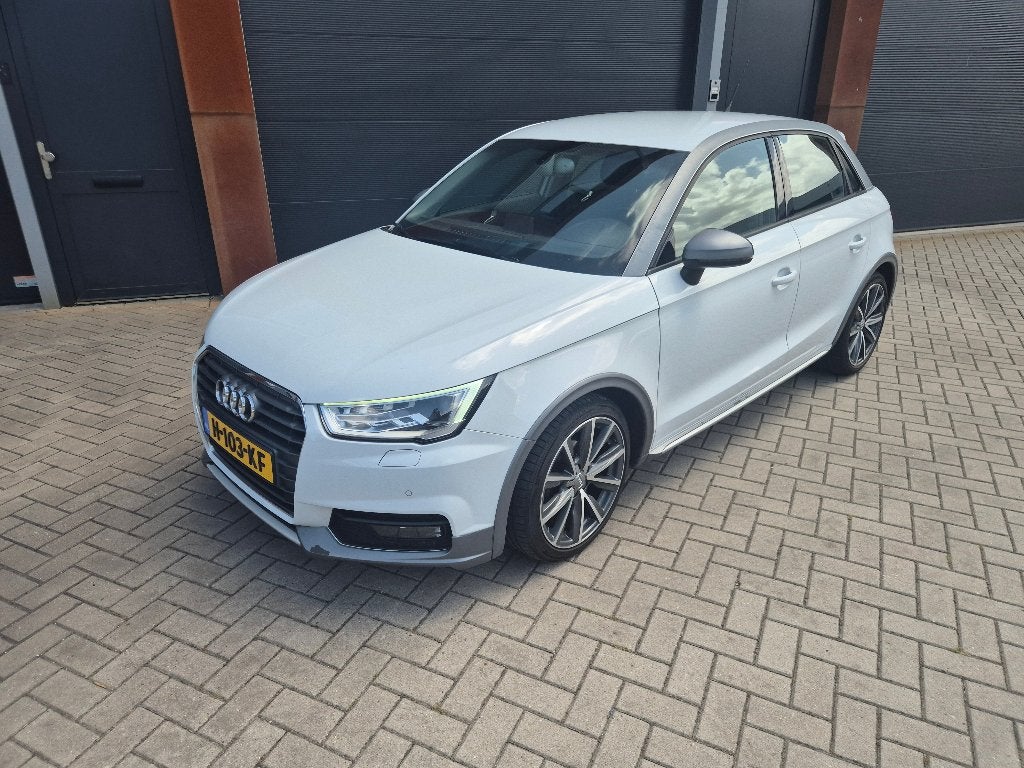 Audi A1 sportback 1.0 Tfsi Admired, Auto's, Audi, Particulier, A1, Airconditioning, Automatische klimaatregeling, Centrale vergrendeling