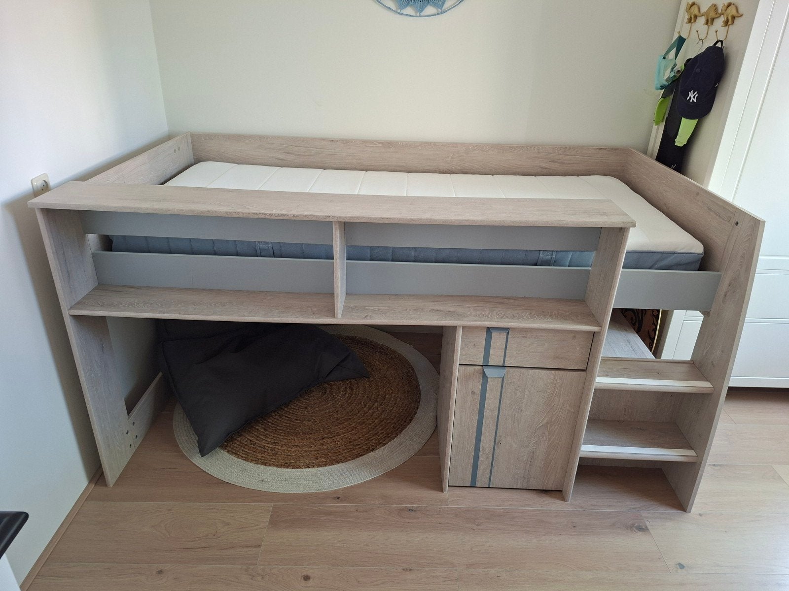 Levi halfhoogslaper 90x200, Ophalen, Gebruikt, Halfhoogslaper