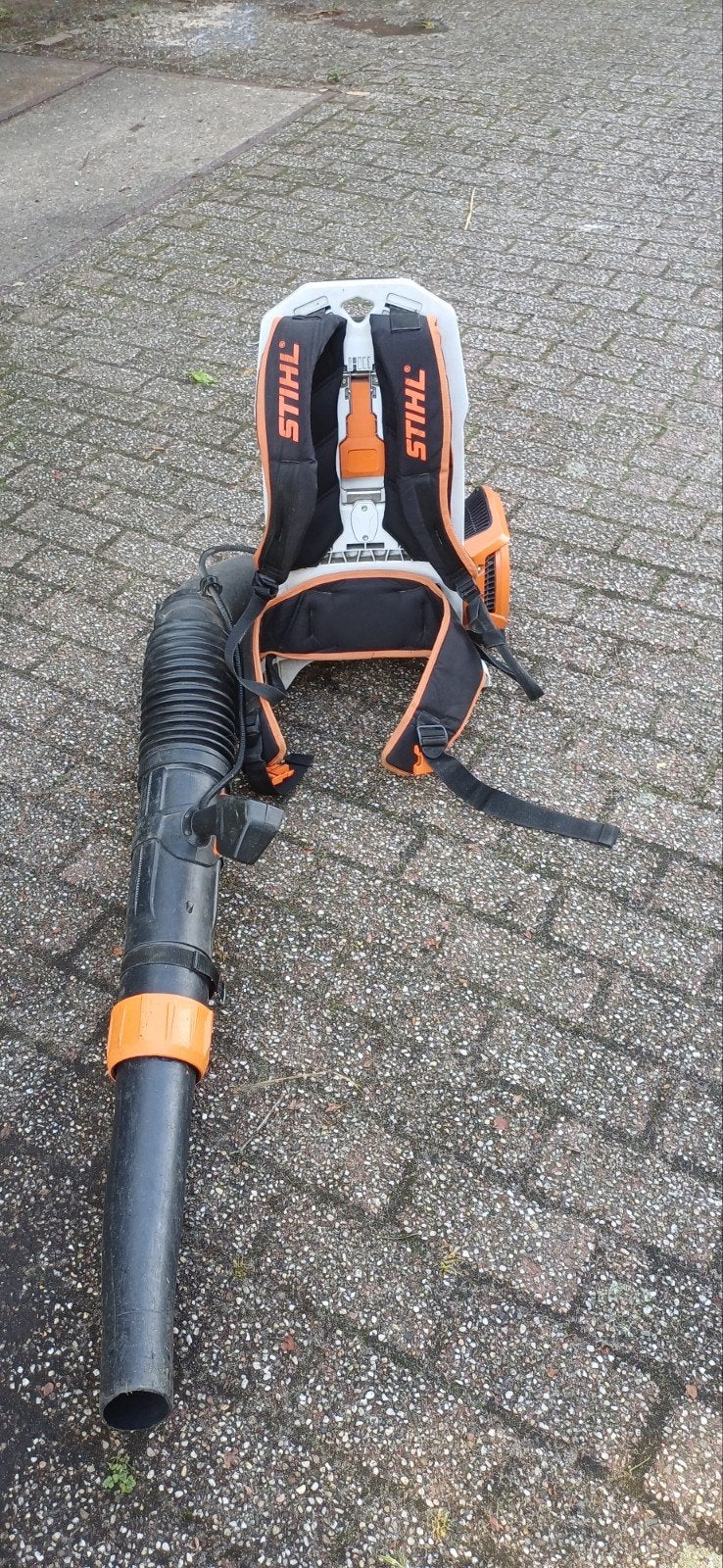 Stihl AR 3000 L Accu Ruggedragen Bladblazer, Ophalen, Stihl, Gebruikt, Accu