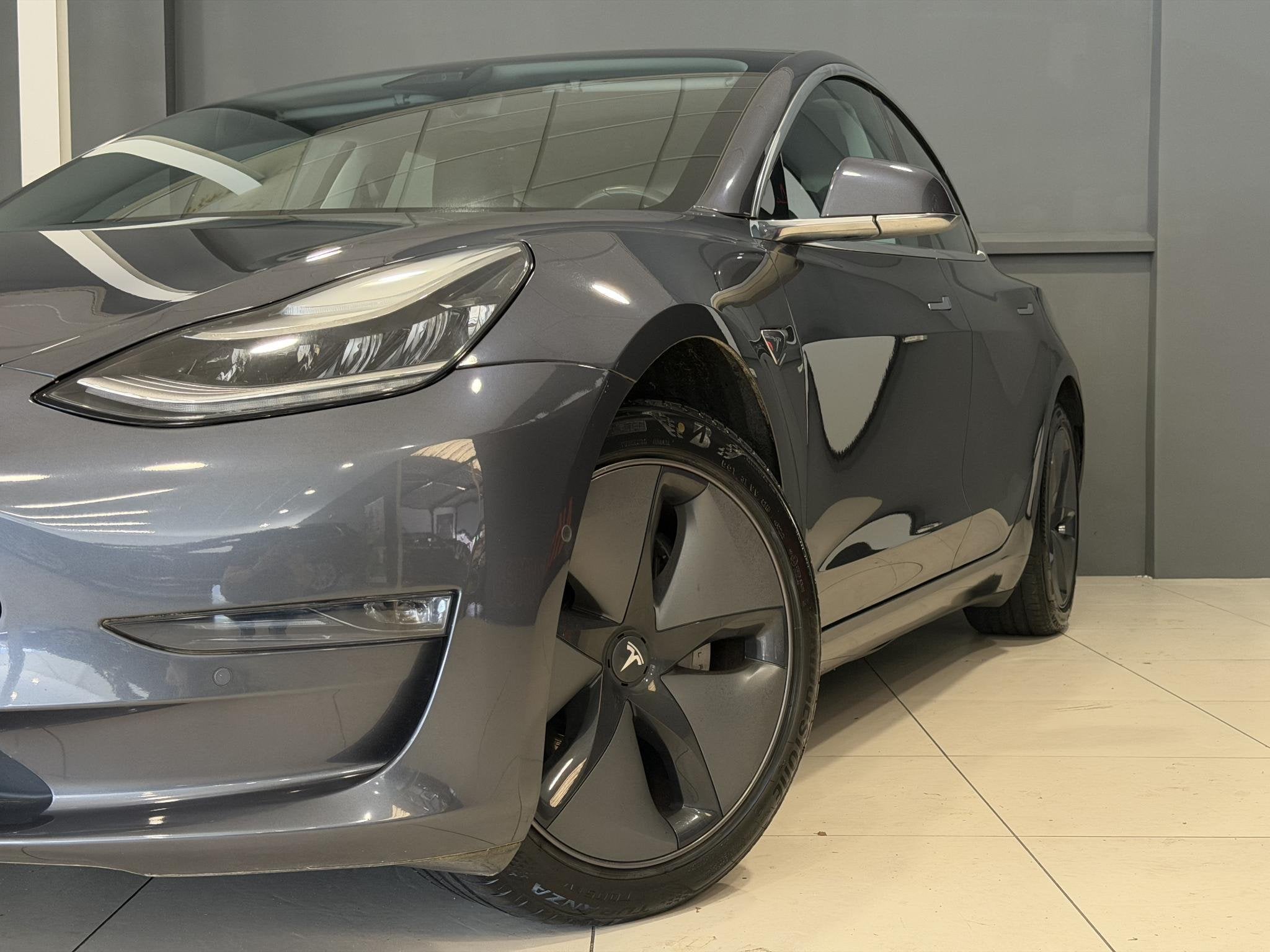 Tesla Model 3 Long Range AWD 75 kWh | Autopilot | SOH 87,4%, Auto's, Tesla, Automaat, Stof, 351 pk, Navigatiesysteem