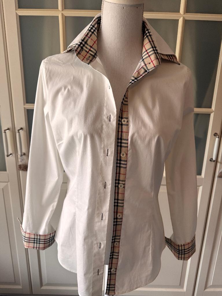 Nieuwe Witte Blouse Biesenti, 36-38/M, NIEUW!, Kleding | Dames, Verzenden, Nieuw, Maat 36 (S), Wit