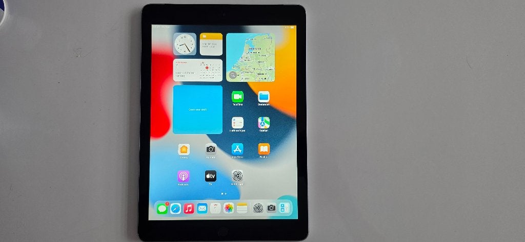 Apple iPad (5e generatie) 32GB WiFi & Sim A1823 2017, 10 inch, Gebruikt, 32 GB, Apple iPad