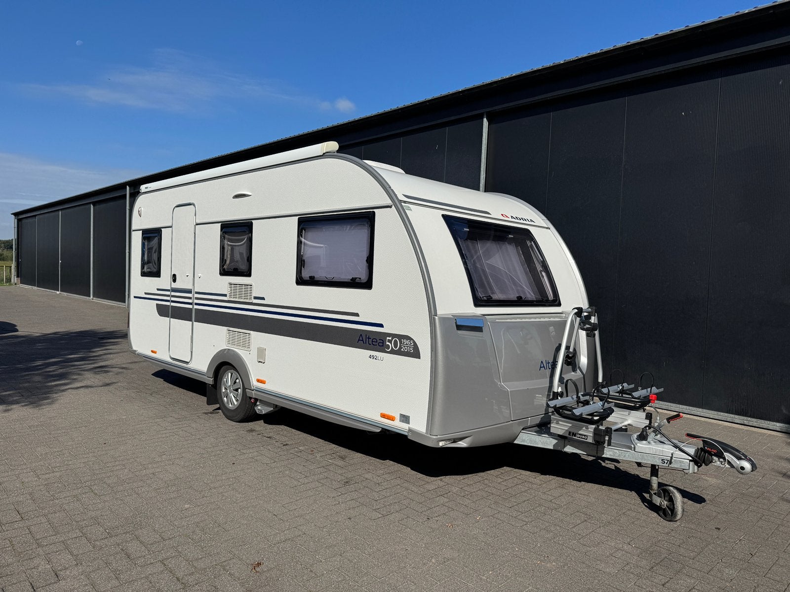 Adria Altea 472 LU vol opties mover tent luifel airco, Caravans en Kamperen, Caravans, Rondzit, Bedrijf, Adria, Schokbreker
