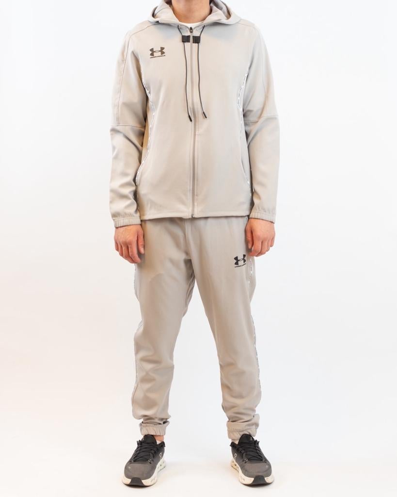 Partij Trainingspakken asics/under armour, Ophalen of Verzenden, Nieuw