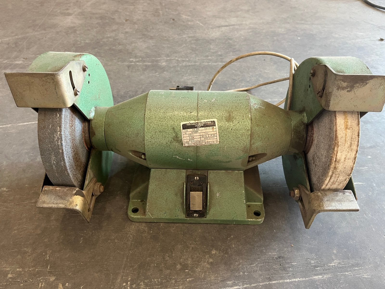 Slijpmachine zwaar model, Ophalen, Gebruikt, 700 tot 1000 watt, Werkbankslijpmachine