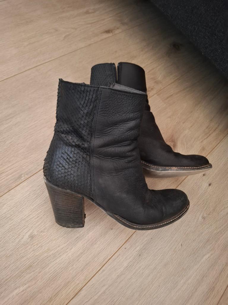 Manfield laarsjes maat 38, Kleding | Dames, Zwart, Lage of Enkellaarzen, Ophalen of Verzenden, Manfield