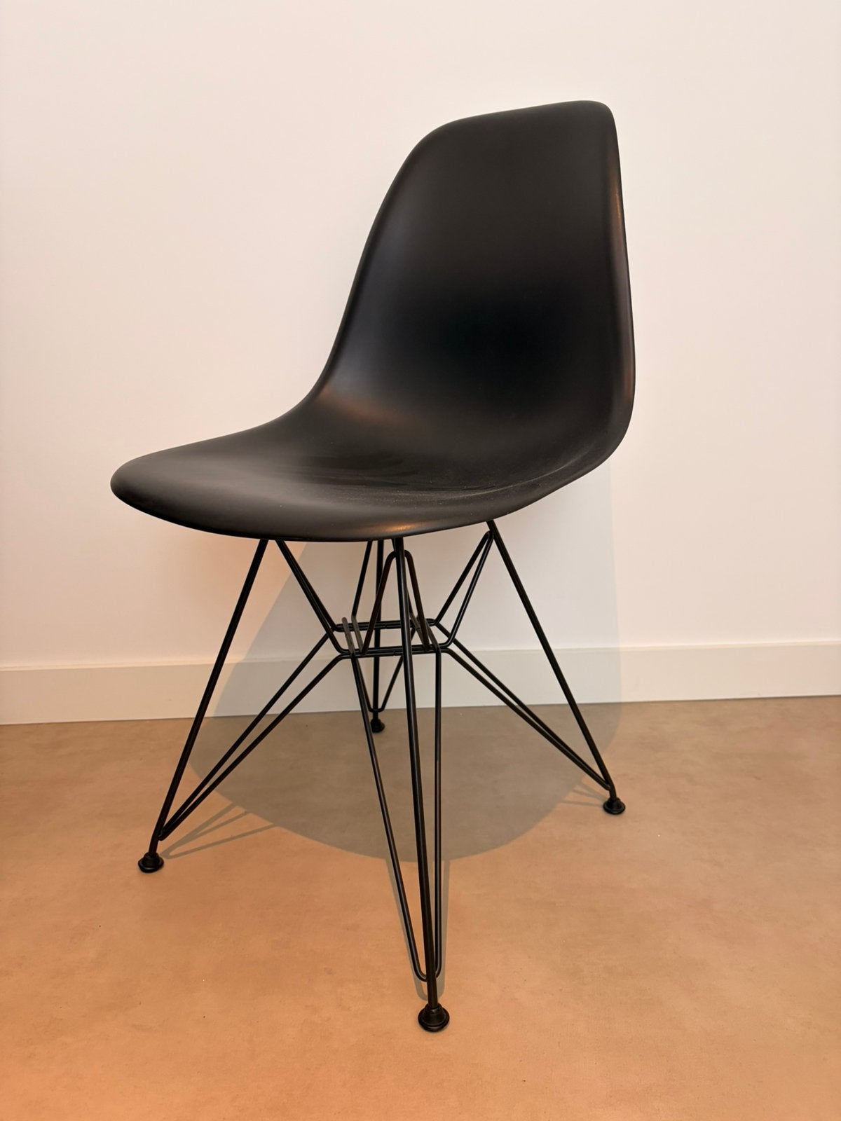 Vitra DSR zwart/zwart, Ophalen of Verzenden, Nieuw, Zwart, Eén