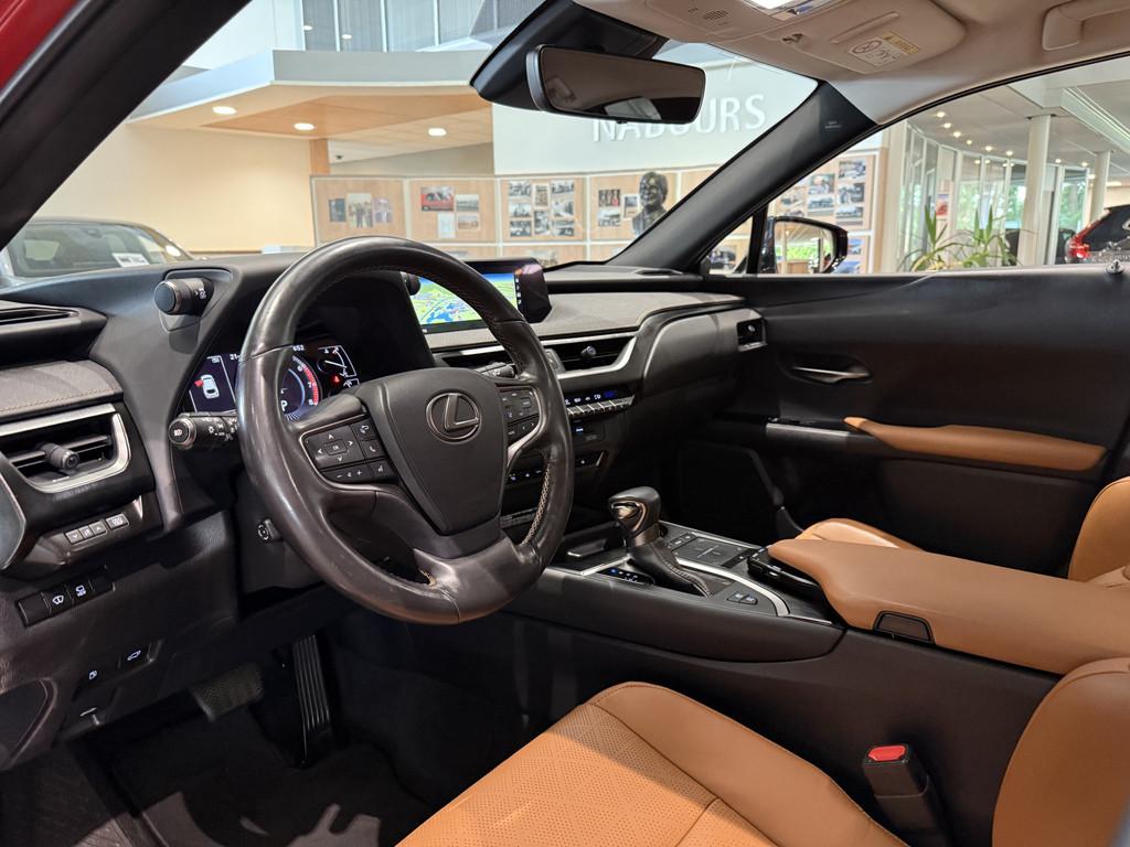Lexus UX 250h AWD Executive Line, President pack, Mark Levin, Automaat, 12 maanden, 4 cilinders, Leder