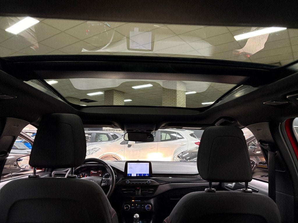 Ford FOCUS 1.0 Ecob. 125pk ST-Line Panorama Dak NL NAP Model, 125 pk, Gebruikt, Met garantie (alle), Origineel Nederlands