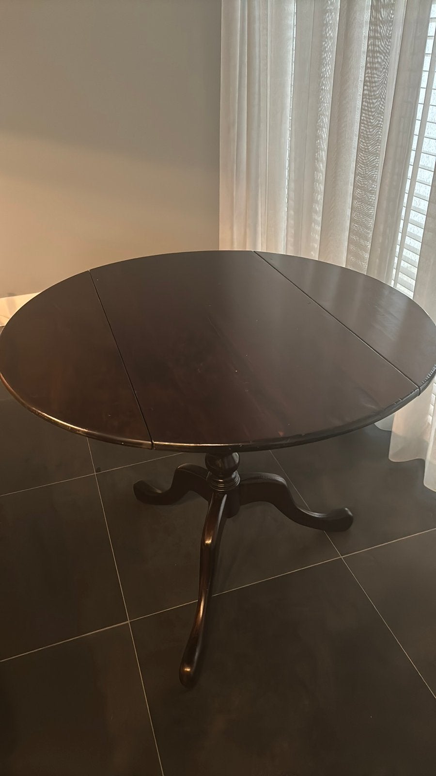 Antieke ronde tafel, Gebruikt, 75 – 100, Antiek, Ophalen